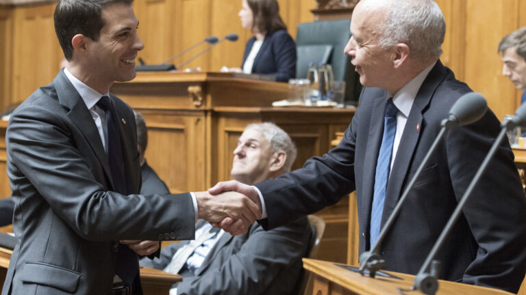 Fdp Pr Sident Burkart Wir Erwarten Von Der Svp Ganz Klar Dass Sie