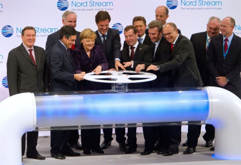 epa02996291 In an symbolic act former German Chancellor Gerhard Schroeder (L-R), French Prime Minister Francois Fillon, E.ON chairman Johannes Teyssen, German Chancellor Angela Merkel, Dutch Prime Minister Mark Rutte, Russian President Dmitry Medvedev, Gazprom manager Alexei Miller, EU-commissioner for energy, Guenter Oettinger, BASF-chairman Kurt Bock, Prime Minister of Mecklenburg-Western Pomerania Erwin Sellering, CEO of the Russian-European consortium Nord Stream Matthias Warnig and CEO of Nederlandse Gasunie Paul van Gelder open the Baltic Sea pipeline Nord Stream in Lubmin, Germany, 08 November 2011. The Baltic Sea pipeline of the Russian-European consortium Nord Stream directly connects Germany and Western Europe to one of the wolrd's largest natural gas fields. EPA/STEFAN SAUER