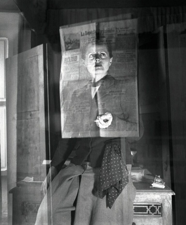 Bild; Ré Soupault, Selbstporträt, Tunis, 1939 ©2021, ProLitteris, Zurich