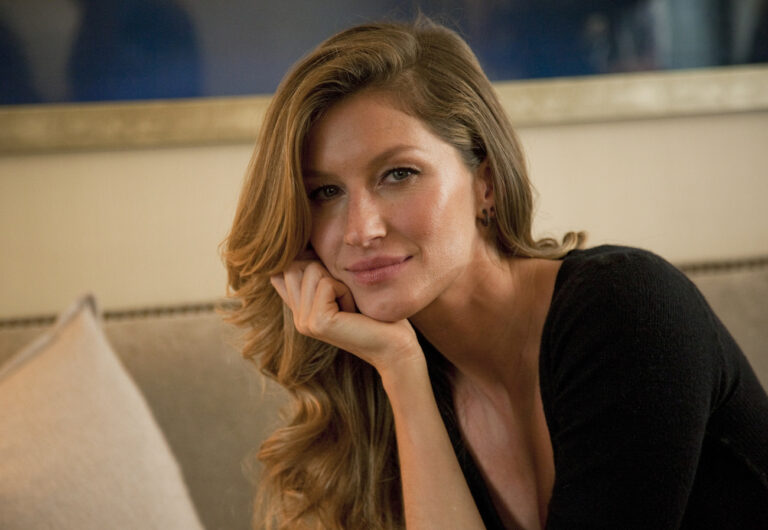 This Jan. 6, 2014 photo shows Fashion model Gisele Bundchen posing for a portrait in New York. Bundchen is the new spokesperson for Pantene hair products. (Photo by Andy Kropa/Invision/AP)