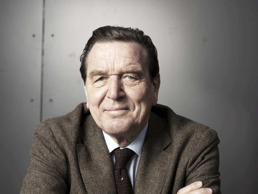 “Sanctions on Gerhard Schröder!” demands the CDU.  The ex-Chancellor didn’t deserve that