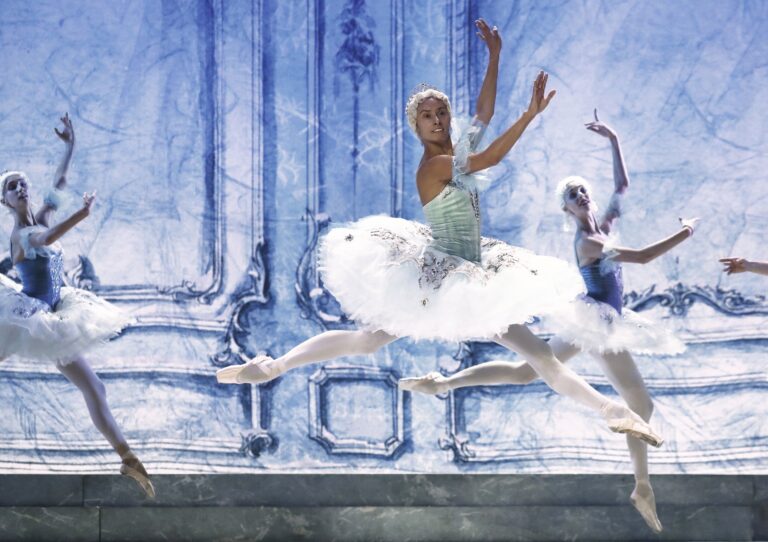 Alexey Shor's Crystal Palace international ballet production in Moscow