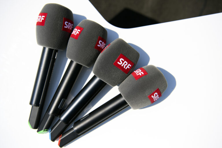 Microphones of swiss tv company SRF are pictured before a press conference of the Switzerland's national soccer team at the Torpedo Stadium, in Togliatti, Russia, Sunday, June 24, 2018. The Swiss team is in Russia for the FIFA World Cup 2018 taking place from 14 June until 15 July 2018. Team Switzerland is based in Togliatti in the Samara district. (KEYSTONE/Laurent Gillieron)