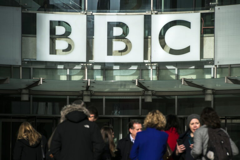 epa08175953 (FILE) - A photograph showing the British Broadcasting Corporation (BBC) headquarters in Central London, Britain, 30 January 2017 (reissued 29 January 2020) Reports on 29 January 2020 state BBC is to cut their news division staff by some 450 in an effort to save some 80 million British pound. A total of 50 jobs out of the 450 will be cut in the World Service department. EPA/WILL OLIVER *** Local Caption *** 54076218