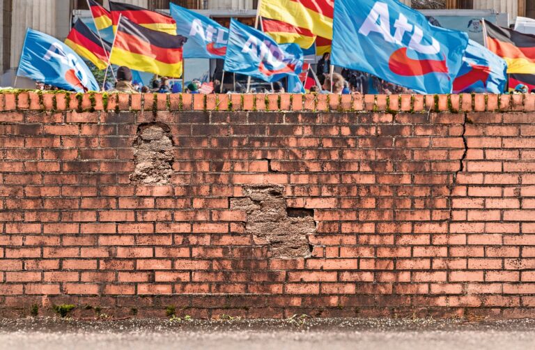 Die AfD ist interessant: Warum die «Nazi»-Rhetorik ihrer Gegner in die Irre geht und die Deutschen durchaus stolz sein dürften auf ihre erste wirklich gesamtdeutsche Partei, dieses Eigengewächs, das, ganz demokratisch, aus der Bevölkerung heraus entstanden ist