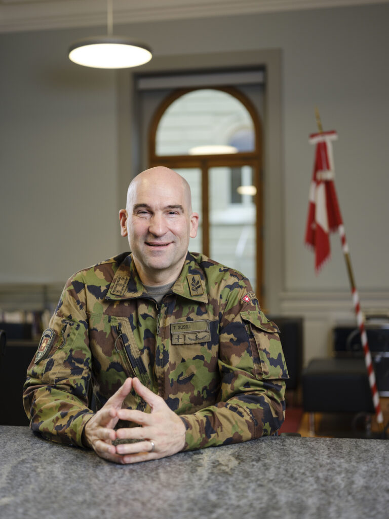 Thomas Suessli, Chef der Schweizer Armee, portraitiert am 6. Mai 2020 in seinem Buero im Bundeshaus Ost in Bern. (KEYSTONE/Christian Beutler)