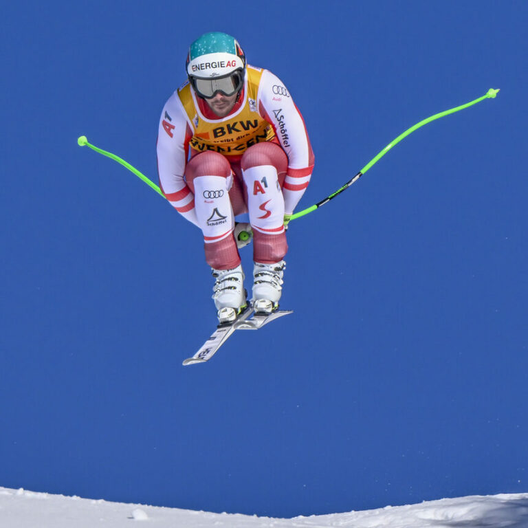 Austria's Vincent Kriechmayr in action during the men's Downhill race at the FIS Alpine Skiing World Cup in Wengen, Switzerland, on Friday, January 14, 2022. (KEYSTONE/Jean-Christophe Bott)