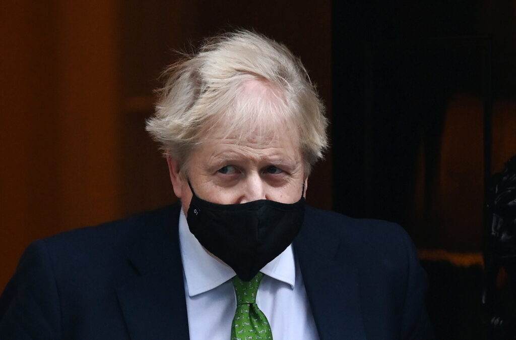 Die Pandemie war von Beginn an eine Überlebensfrage für den britischen Premierminister Boris Johnson – zuerst medizinisch, nun politisch