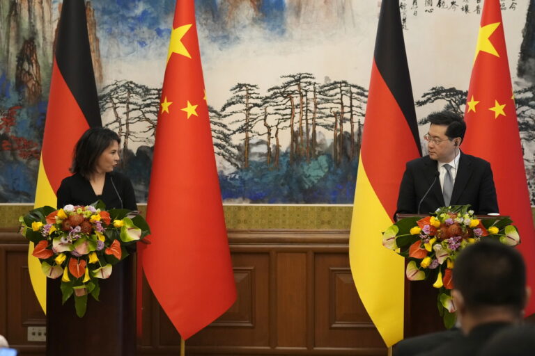epa10571854 German Foreign Minister Annalena Baerbock (L) and Chinese Foreign Minister Qin Gang attend a joint press conference at the Diaoyutai State Guesthouse in Beijing, China, 14 April 2023. EPA/SUO TAKEKUMA / POOL