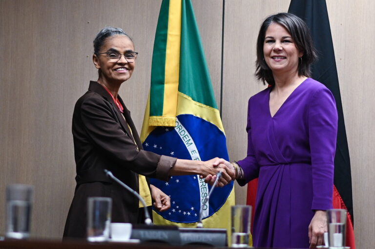 epa10674487 Brazilian Environment Minister Marina Silva (L) shakes hand with German Foreign Minister Annalena Baerbock, during a meeting in Brasilia, Brazil, 05 June 2023. Prior to her arrival in Brazil, Annalena Baeerbock defined Latin America as 'Europe's natural partner' before embarking on the trip that will also take her to Colombia and Panama. EPA/Andre Borges