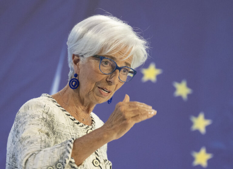 16.06.2023, Hessen, Frankfurt/Main: Christine Lagarde, Präsidentin der Europäischen Zentralbank (EZB) spricht auf der Pressekonferenz zur vorausgegangenen Ratssitzung. Foto: Boris Roessler/dpa +++ dpa-Bildfunk +++ (KEYSTONE/DPA/Boris Roessler)