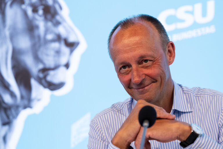 dpatopbilder - 19.07.2023, Bayern, Andechs: Friedrich Merz, CDU Bundesvorsitzender und Fraktionsvorsitzender der CDU/CSU Fraktion, nimmt an der Klausur der CSU-Landesgruppe im Bundestag im Kloster Andechs teil. Foto: Sven Hoppe/dpa +++ dpa-Bildfunk +++ (KEYSTONE/DPA/Sven Hoppe)