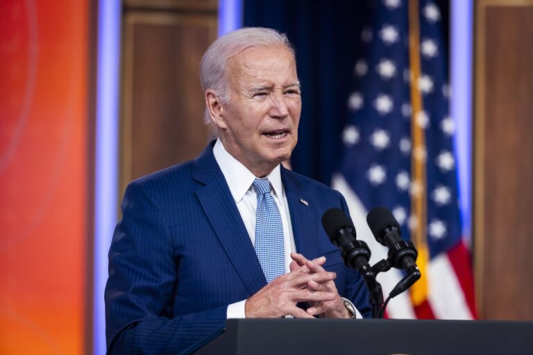 epa10771953 US President Joe Biden announces new measures to help protect workers and communities from extreme heat in the Eisenhower Executive Office Building in Washington, DC, USA, 27 July 2023. His announcement comes as much of the US is facing record high temperatures. EPA/JIM LO SCALZO