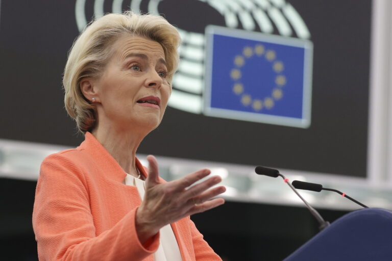 epa10858050 European Commission President Ursula von der Leyen during the debate on the ‘state of the European Union' at the European Parliament in Strasbourg, France, 13 September 2023. The session runs from 11 till 14 September. EPA/JULIEN WARNAND