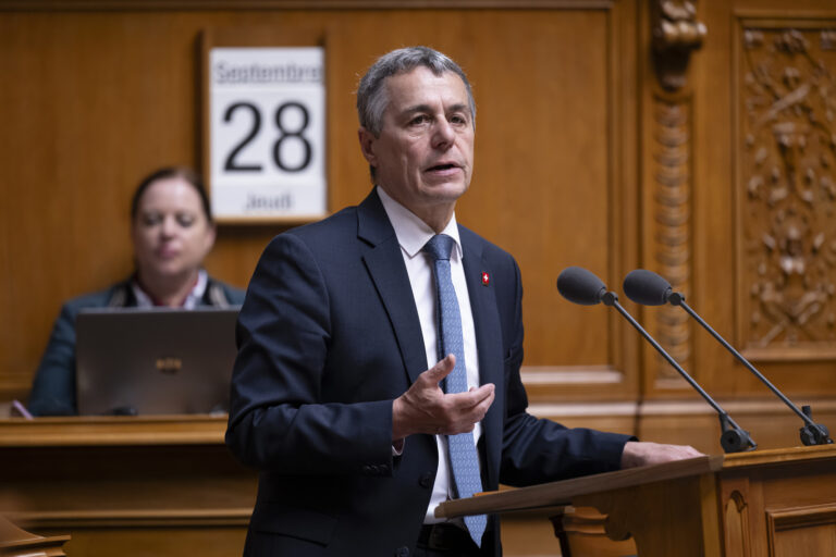 Bundesrat Ignazio Cassis, spricht waehrend der Herbstsession der Eidgenoessischen Raete, am Donnerstag, 28. September 2023 im Nationalrat in Bern. (KEYSTONE/Anthony Anex)