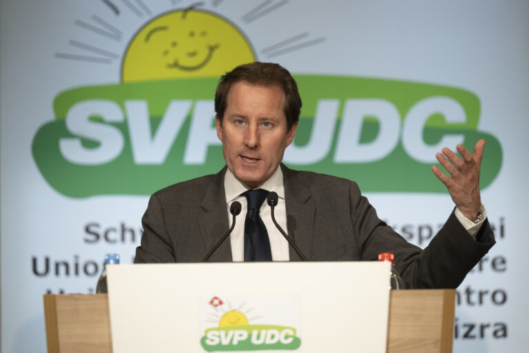 Fraktionspraesident Thomas Aeschi (Zug) an der Delegiertenversammlung der SVP Schweiz, am Samstag, 11. November 2023, in Alterswilen. (KEYSTONE/Gian Ehrenzeller)