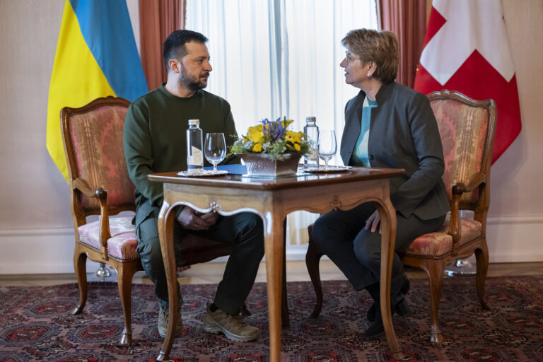 Swiss Federal President Viola Amherd, right, speaks with Volodymyr Zelenskyy, President of Ukraine, on Monday, January 15, 2024 in Kehrsatz near Bern, Switzerland. Zelenskyy will attend the World Economic Forum in Davos starting Tuesday. (KEYSTONE/POOL/Alessandro della Valle)