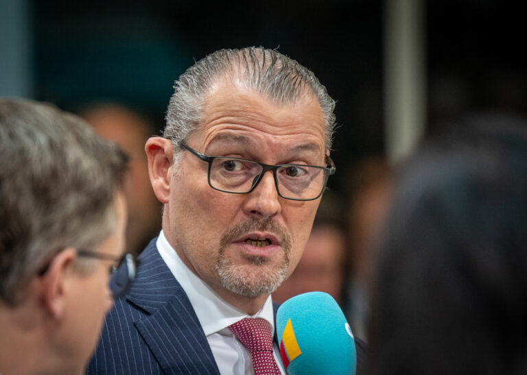 23.01.2024, Berlin: Rainer Dulger, Arbeitgeberpräsident, spricht bei der Wirtschaftskonferenz «Deutschland kann es besser» der CDU Deutschlands. Bei der Konferenz diskutierten Gäste mit der Union und der Mittelstandsvereinigung MIT zu Herausforderungen und Chancen für die Wirtschaft in Deutschland. Foto: Michael Kappeler/dpa +++ dpa-Bildfunk +++ (KEYSTONE/DPA/Michael Kappeler)