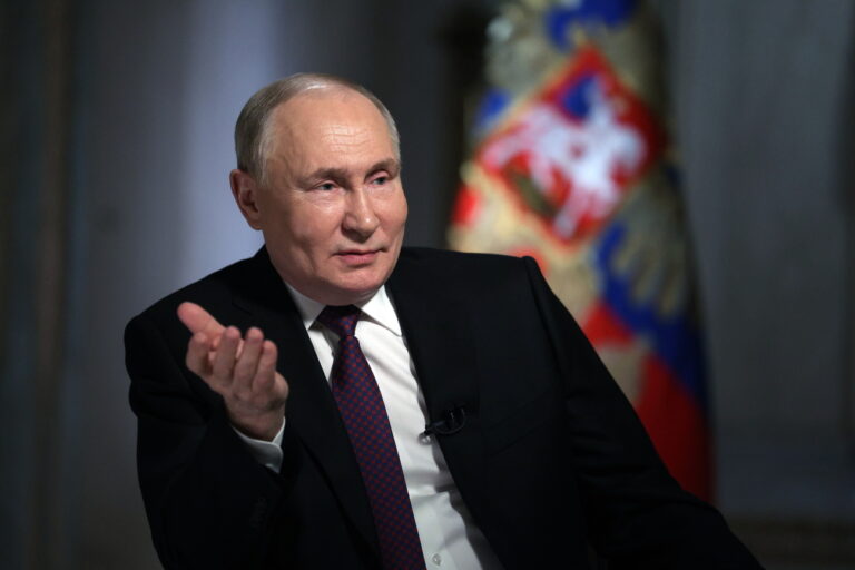 Putin-Interview: Er ist zu Friedensgesprächen bereit, sagt der russische Präsident. Voraussetzung sind Sicherheitsgarantien für Russland