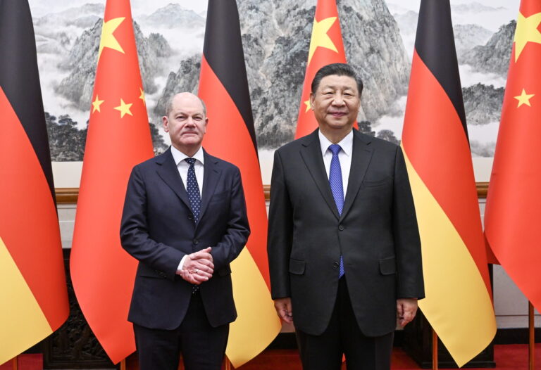 epa11281941 Chinese President Xi Jinping (R) meets with German Chancellor Olaf Scholz at the Diaoyutai State Guesthouse in Beijing, China, 16 April 2024. EPA/XINHUA / XIE HUANCHI CHINA OUT / UK AND IRELAND OUT / MANDATORY CREDIT EDITORIAL USE ONLY EDITORIAL USE ONLY