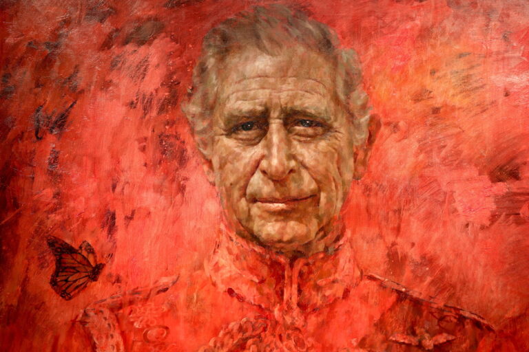 epa11344803 A portrait of King Charles III by artist Jonathan Yeo is displayed in a gallery in London, Britain, 16 May 2024. The work, depicting Britain's monarch in his Welsh Guards military uniform is the first commission work since becoming king. EPA/NEIL HALL