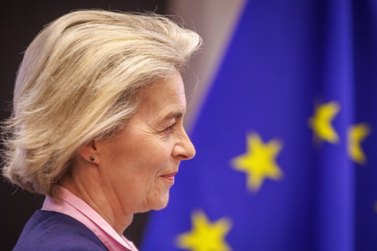 epa11493502 European Commission President Ursula von der Leyen arrives at the start of the weekly meeting of the European College of Commissioners in Brussels, Belgium, 24 July 2024. Von der Leyen secured a second term as President of the European Commission at the European Parliament in Strasbourg, France, July 18, 2024. EPA/OLIVIER MATTHYS