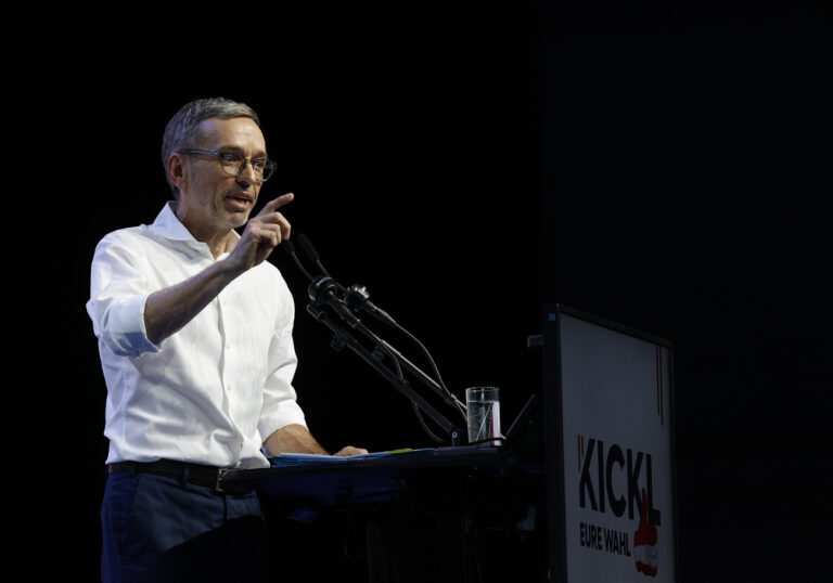 ABD0108_20240907 - GRAZ - ÖSTERREICH: FPÖ Chef Herbert Kickl anl. des FPÖ Wahlkampfauftakts am Samstag, 07. September 2024, in Graz. - FOTO: APA/ERWIN SCHERIAU