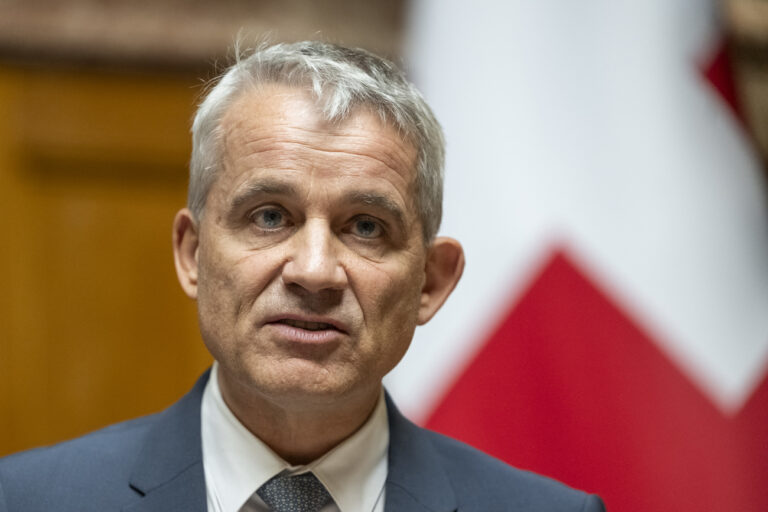 Bundesrat Beat Jans spricht zur Grossen Kammer, an der Herbstsession der Eidgenoessischen Raete, am Donnerstag, 12. September 2024 im Nationalrat in Bern. (KEYSTONE/Alessandro della Valle)