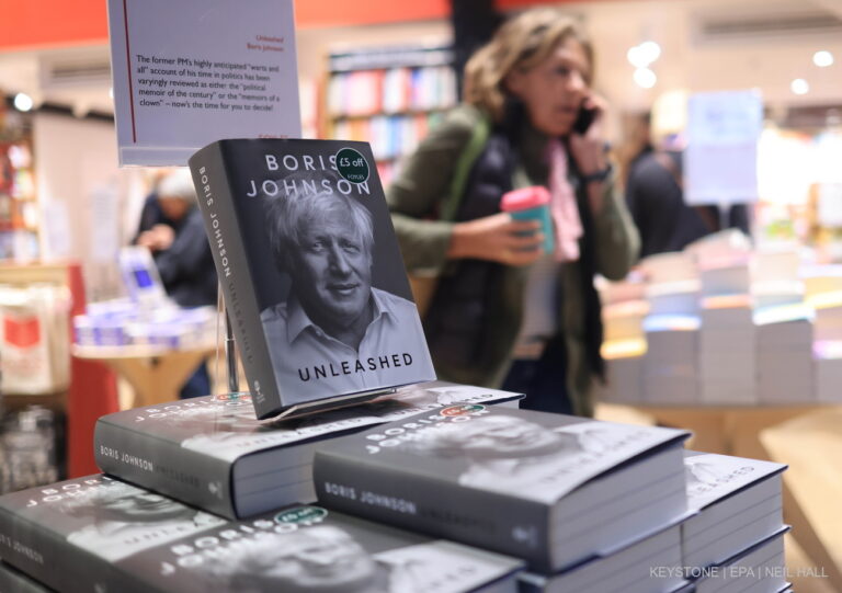 epa11652735 Former UK Prime Minister Boris Johnson memoir 'Unleashed', is displayed for sale in stores in London, Britain, 10 October 2024. The memoir is published on 10 October alongside 1,900 other titles on what is known, in publishing circles, as 'Super Thursday'. EPA/NEIL HALL