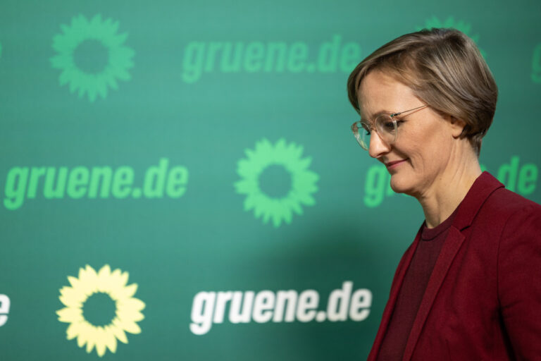 25.11.2024, Berlin: Franziska Brantner, Bundesvorsitzende von Bündnis 90/Die Grünen, kommt zu einer Pressekonferenz nach der Sitzung des Bundesvorstands von Bündnis 90/Die Grünen in der Bundesgeschäftsstelle der Partei. Foto: Hannes P. Albert/dpa +++ dpa-Bildfunk +++ (KEYSTONE/DPA/Hannes P. Albert)