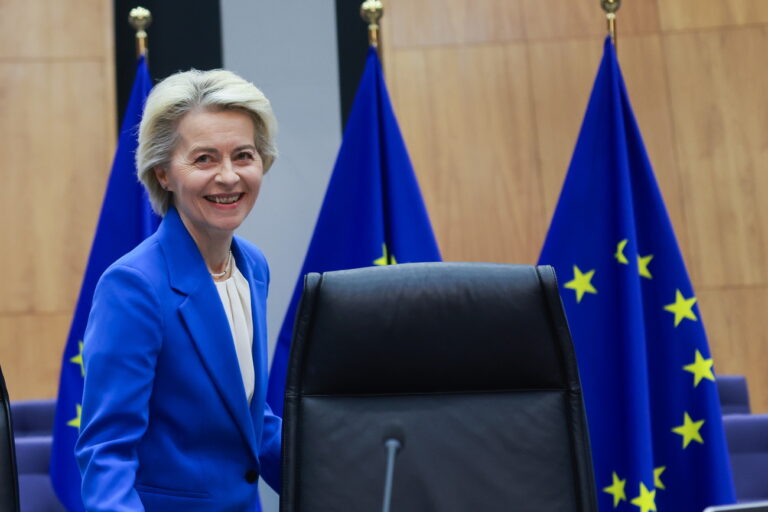 epa11756029 European Commission President Ursula Von der Leyen at the start of the College meeting of the European Commission in Brussels, Belgium, 04 December 2024. EPA/OLIVIER HOSLET