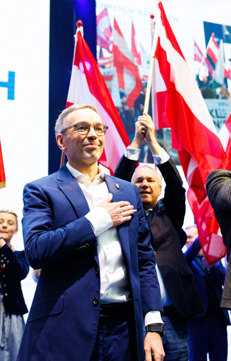 ABD0028_20250118 - VÖSENDORF - ÖSTERREICH: Bundesparteiobmann Herbert Kickl (FPÖ) am Samstag, 18. Jänner 2025, anl. eines FPÖ-Neujahrstreffens in Vösendorf. - FOTO: APA/TOBIAS STEINMAURER