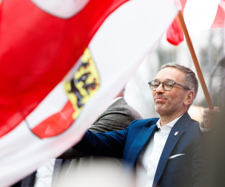 ABD0089_20250118 - VÖSENDORF - ÖSTERREICH: Bundesparteiobmann Herbert Kickl (FPÖ) am Samstag, 18. Jänner 2025, anl. eines FPÖ-Neujahrstreffens in Vösendorf. - FOTO: APA/TOBIAS STEINMAURER