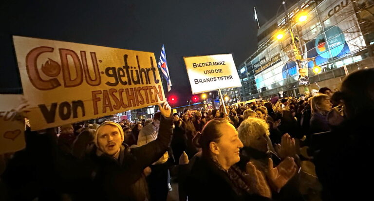 epa11864125 Protesters gather during a rally in front of the Christian Democratic Union (CDU) party's headquarters in Berlin, Germany, 30 January 2025. A motion of the Christian Democratic Union (CDU) won a majority in the German parliament Bundestag, with votes of the far-right Alternative for Germany (AfD) party. This poses a novelty, as the CDU intended to keep up a so-called 'firewall' regarding the cooperation with the far-right party. The placard (L) reads 'CDU led by fascists.' EPA/HANNIBAL HANSCHKE