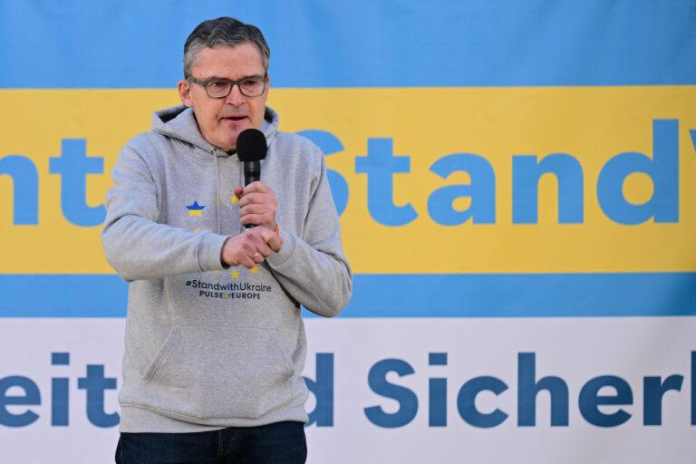 «Neutralität ist keine Option»: Deutsche Sicherheitspolitiker um Roderich Kiesewetter meinen, die Schweiz «muss sich entscheiden, wo sie steht»