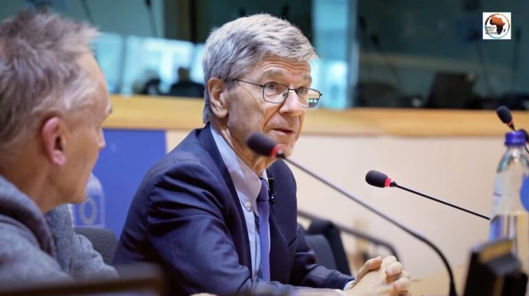 Professor Jeffrey D. Sachs: «Der Krieg in der Ukraine ist vorbei. Der Verlierer, der durch Verhandlungen gerettet werden wird, ist die Ukraine. Der zweite Verlierer ist: Europa»