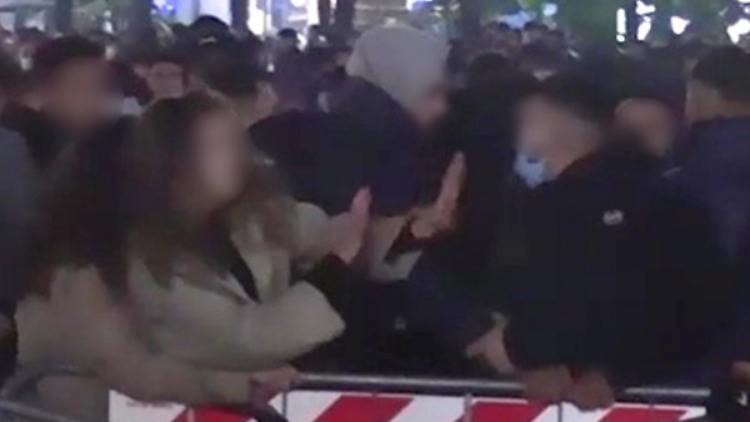 Neues Video vom Silvester in Mailand weckt Erinnerungen an Köln: Neun junge Frauen wurden belästigt. Die Täter sind Eingebürgerte nordafrikanischer Herkunft und Ausländer
