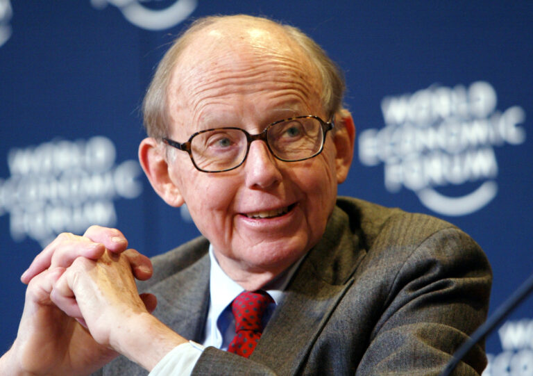 DAVOS/SWITZERLAND, 25JAN04 - Samuel P. Huntington, Chairman, Harvard Academy for International and Area Studies, USA, captured during the session 'When Cultures Conflict' at the Annual Meeting 2004 of the World Economic Forum in Davos, Switzerland, January 25, 2004. 

Copyright <a href=