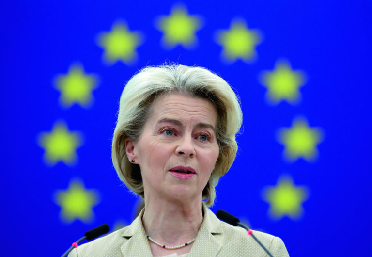epa11084483 European Commission President Ursula von der Leyen speaks during a debate on the 'Situation in Hungary and frozen EU funds' at the European Parliament in Strasbourg, France, 17 January 2024. The EU Parliament's session runs from 15 till 18 January 2024. EPA/RONALD WITTEK