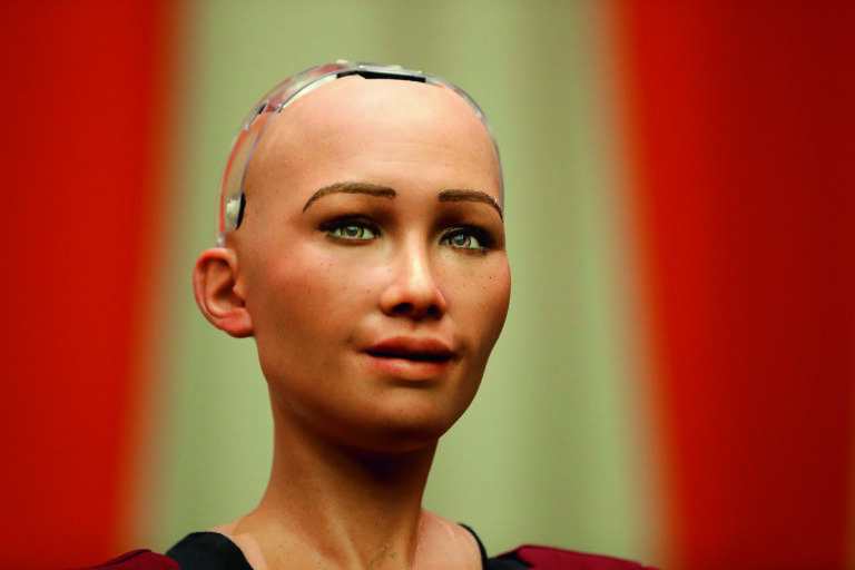 (171227) -- NEW YORK, Dec. 27, 2017 () -- Sophia, a life-like humanoid robot made in the United States, is pictured at the UN headquarters in New York, Oct. 11, 2017. Sophia attended a meeting on 