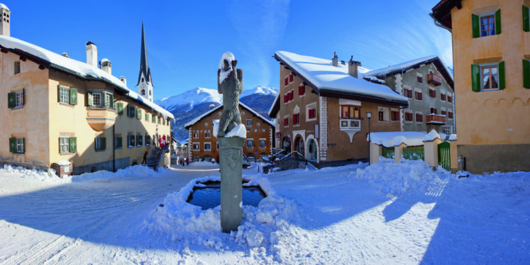 DA655F Zuoz, mountain, mountains, village, winter, canton, GR, Graubunden, Grisons, Engadin, Engadine, Oberengadin, panorama, Switzerla